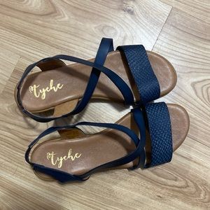 Woman’s shoes size ten they are a nice summer heel not much height